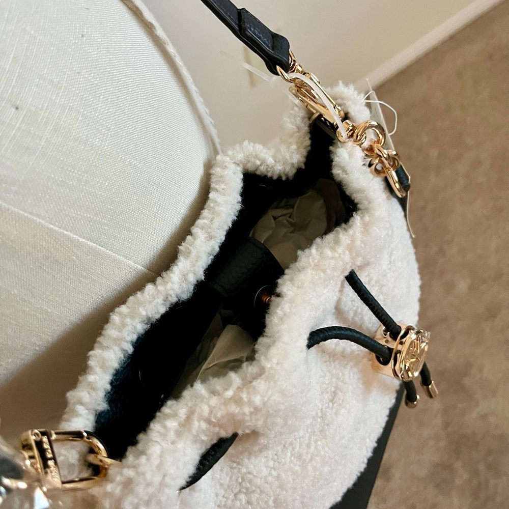 Anne Klein Black and Cream Bucket Bag - Picture 4 of 4